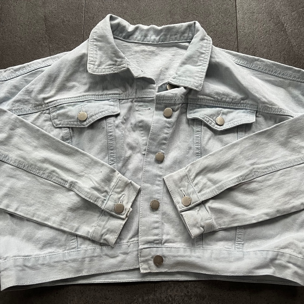 Cropped Denim Jacket